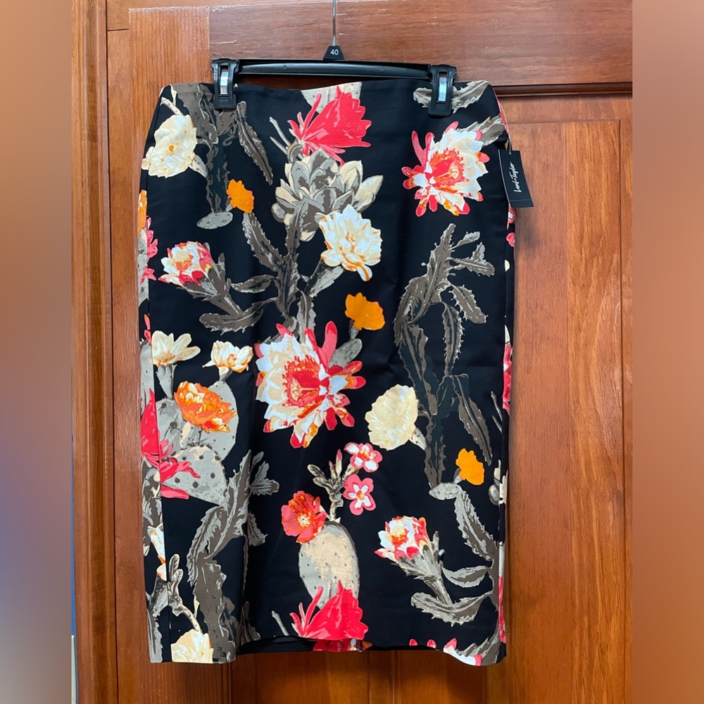 NWT lord & Taylor floral pencil skirt